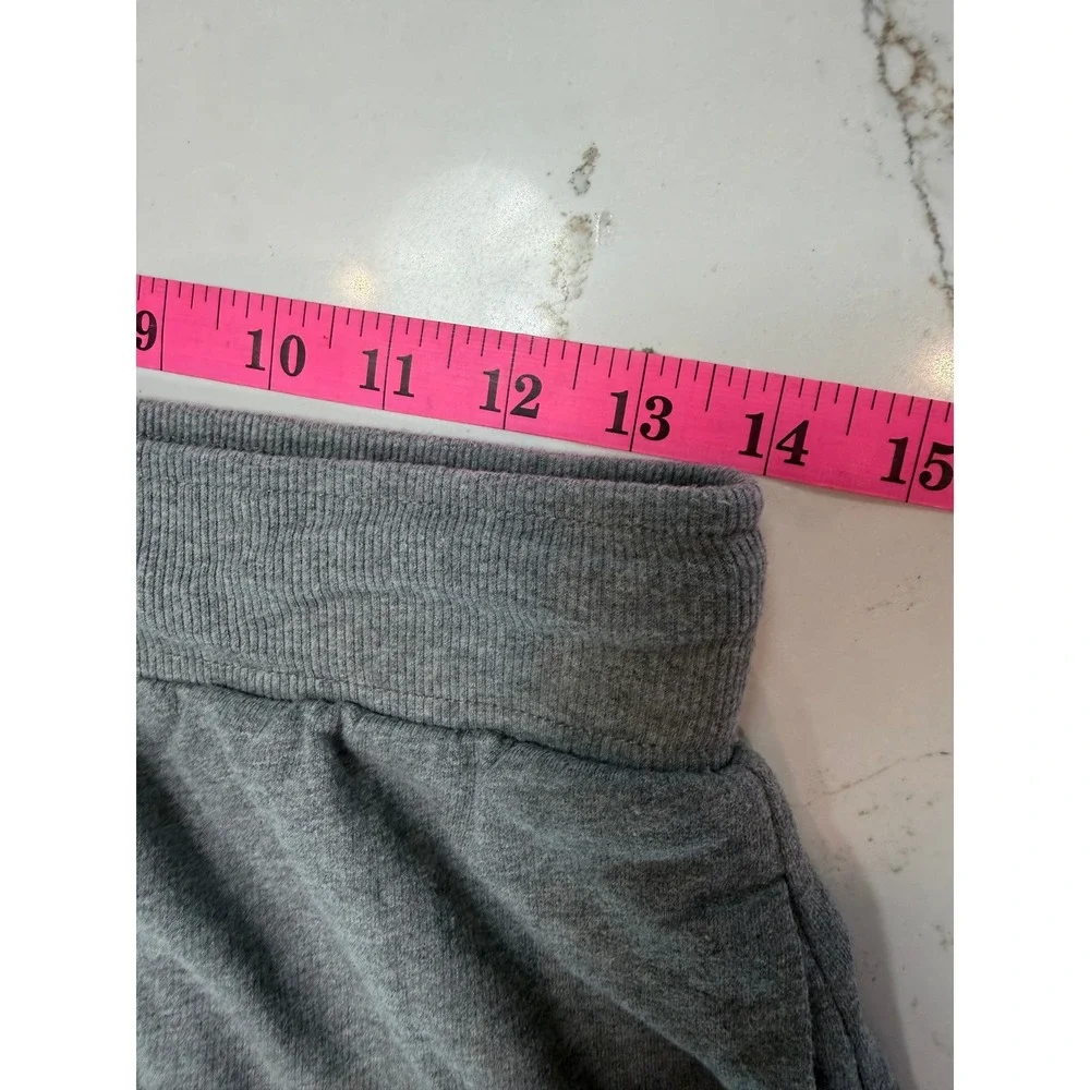 BCG Mens Athletic Shorts Heather Gray Elastic Drawstring Pockets Size Small NWOT